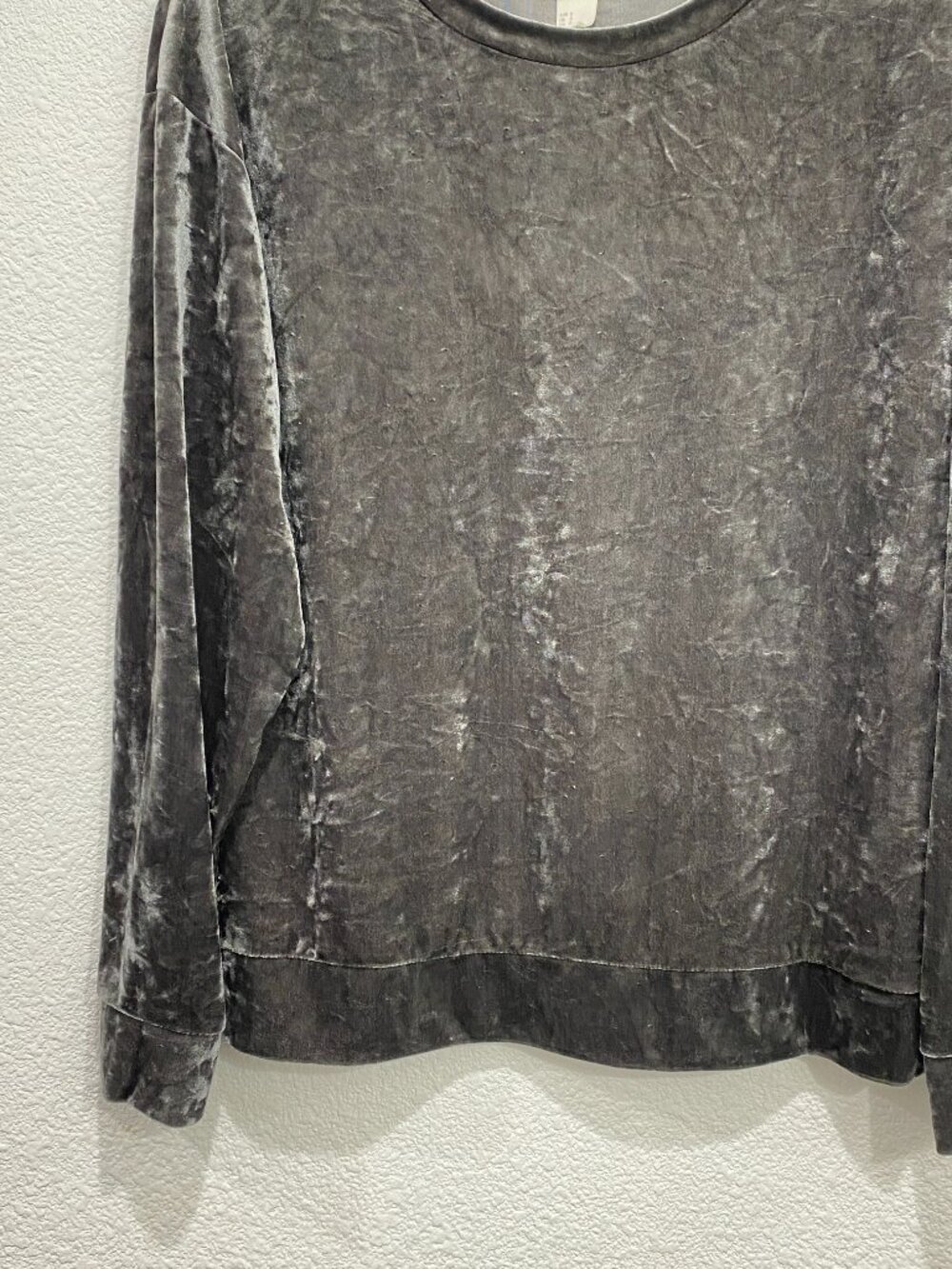 H&M Crushed Velvet Long Sleeve Pullover Grey Small - Picture 4 of 8